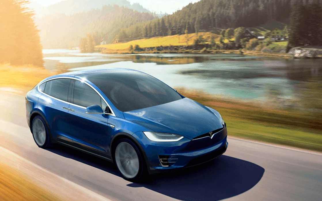 Electric Car Simulator: Tesla Driving