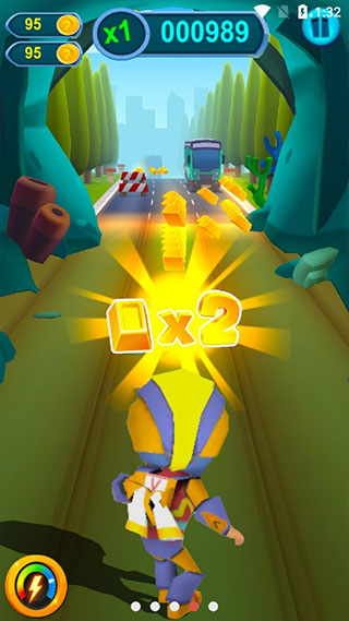 超级英雄跑酷游戏