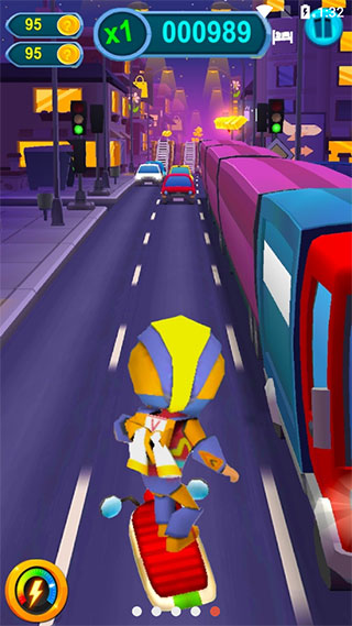 超级英雄跑酷游戏