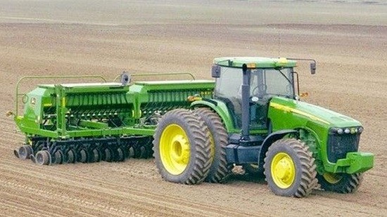 驱动农用拖拉机货物模拟器3D 驱动农用拖拉机货物模拟器3D